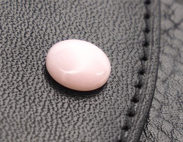 Opāla akmens dekors